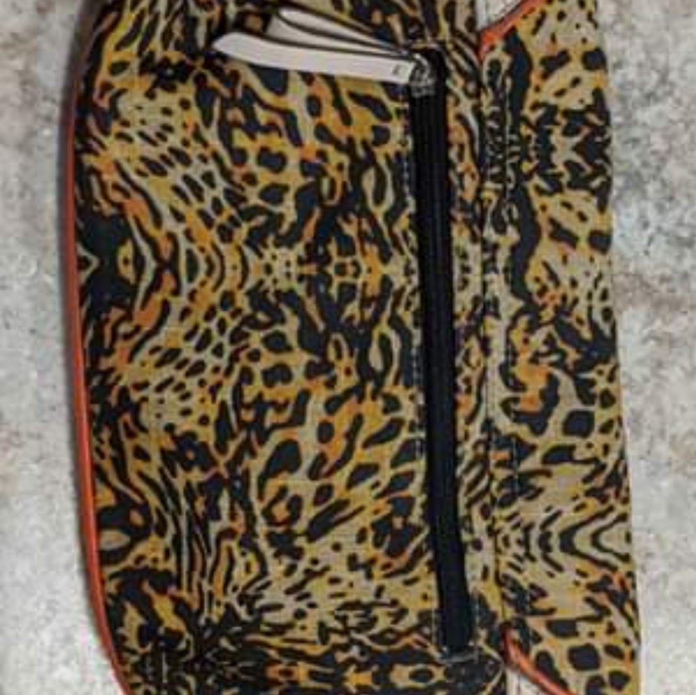 JLO Clutch - Picture 3 of 3